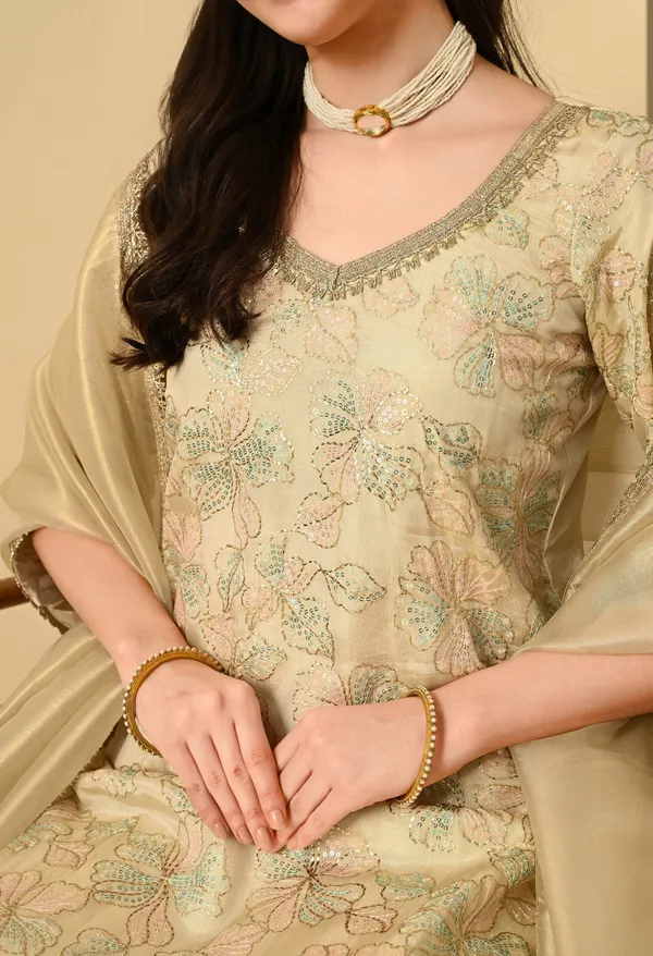 Golden_Embroidered_Tissue_Organza_Premium_Suit_Set_For_Women