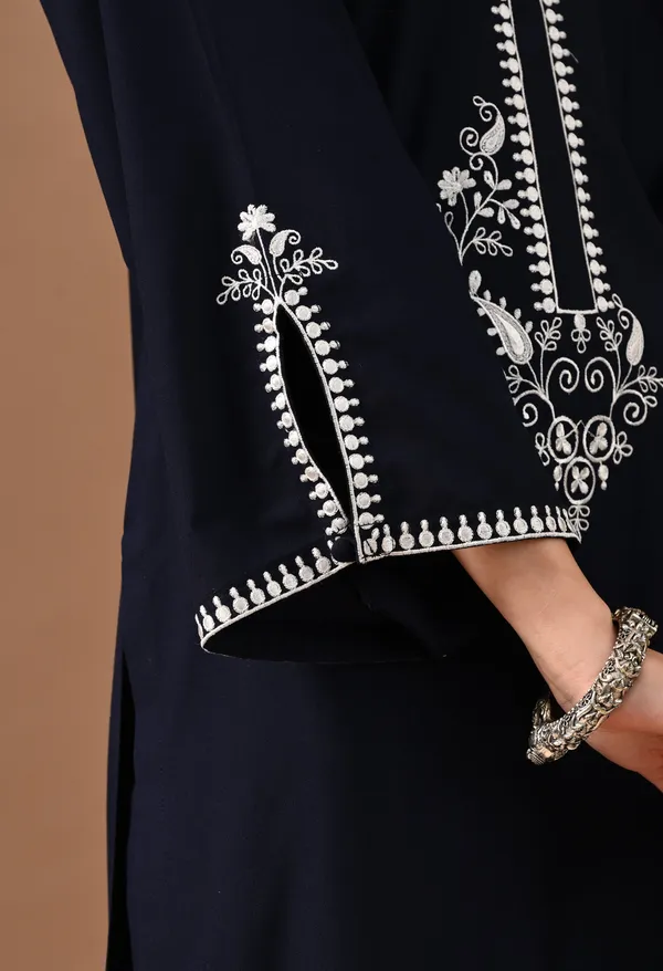 Navy_Blue_Woollen_Premium_Embroidered_Set_For_Women
