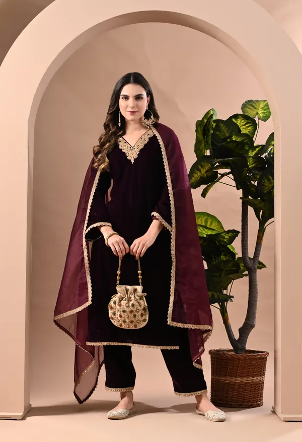 Velvet_Embroidered_Pashmina_Premium_Suit_For_Women