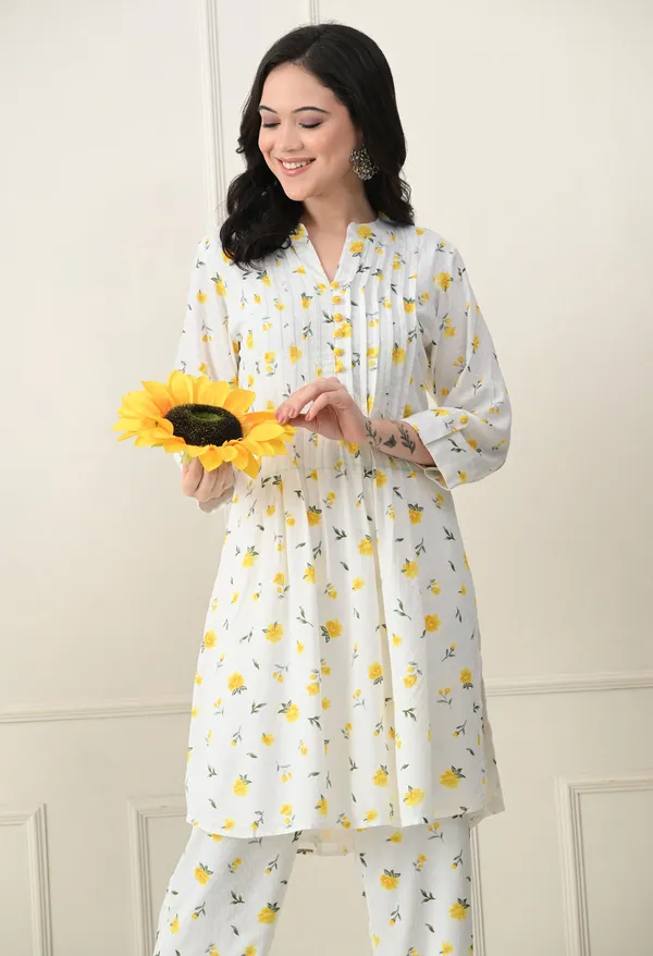 Ivory_Grace_Rayon_Premium_Co-Ord_Set_For_Women