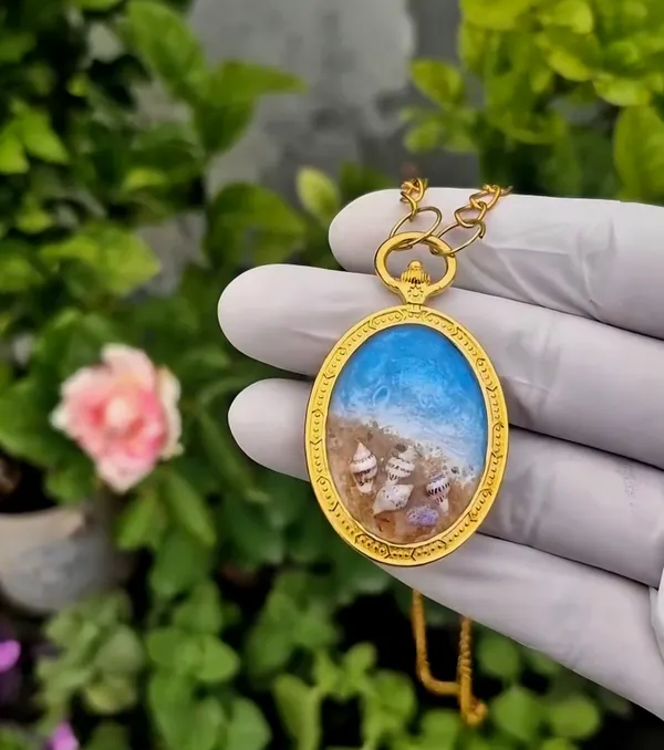 Ocean_Brass__Pendant_For_Women