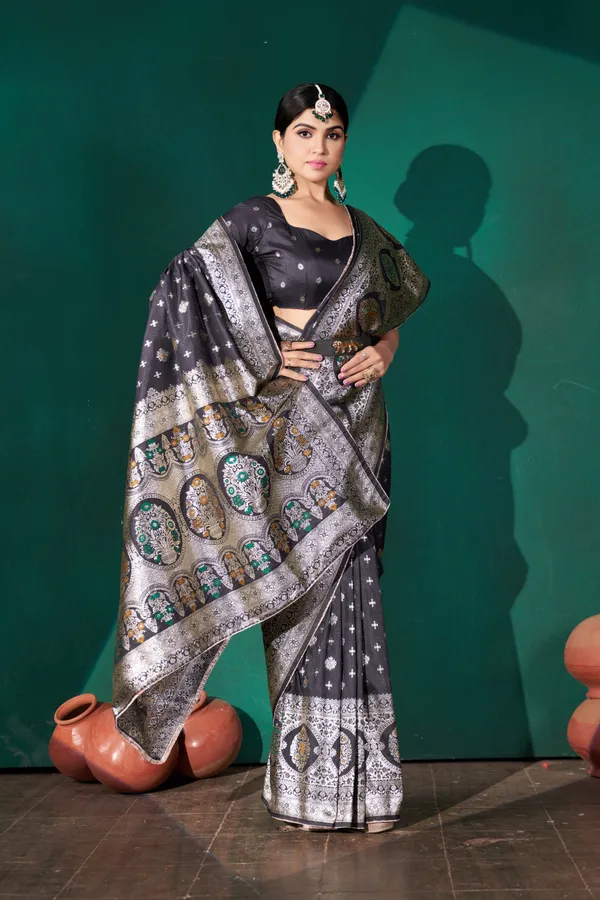 Black_Dola_Saree_For_Women
