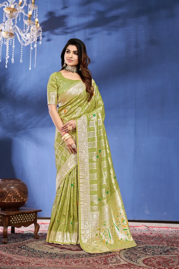 Green_Dola_Saree_For_Women