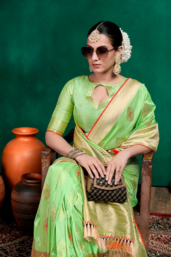 Green_Dola_Saree_For_Women