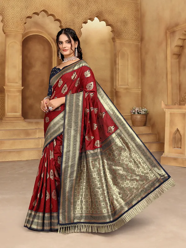 Maroon_Banarsi_Silk_Saree_For_Women