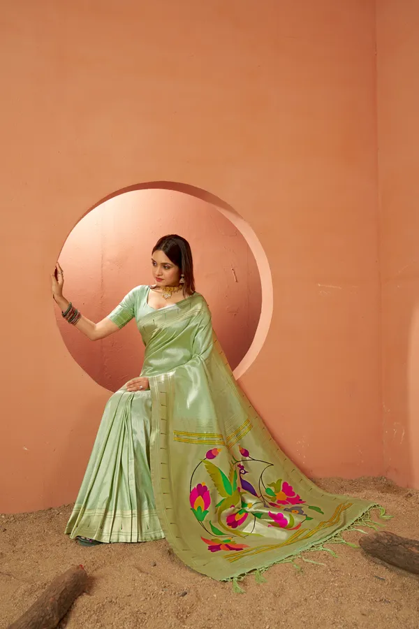 Green_Dola_Silk_Saree_For_Women