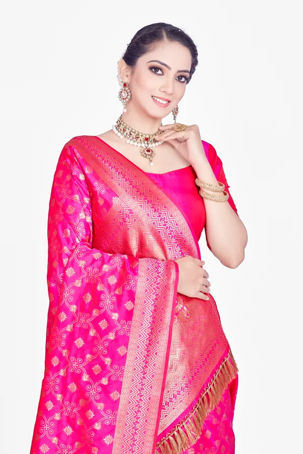 Pink_Banarsi_Silk_Saree_For_Women
