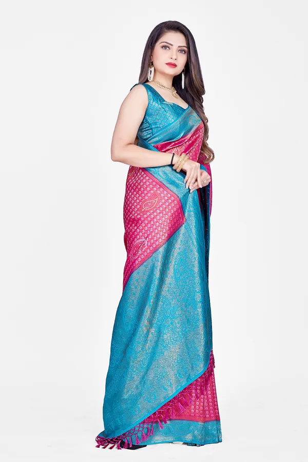 Designer_Banarasi_Saree_for_Elegant_Look_By_AAGIRI