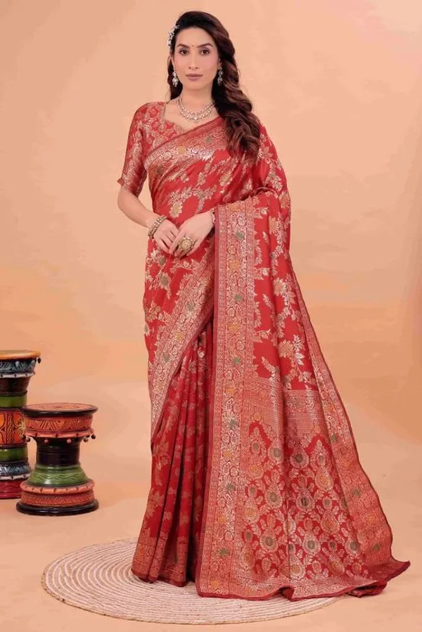 Pure_Dola_Silk_Banarasi_Saree_with_Rose_Motifs,_Zari_Weaving,_and_Piping_Lace_Borders_with_unstitched_Brocade_design_blouse_piece