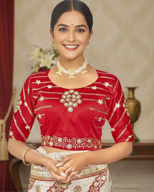 Elegant_Ivory_&_Red_Traditional_Silk_Saree_with_Woven_Motifs