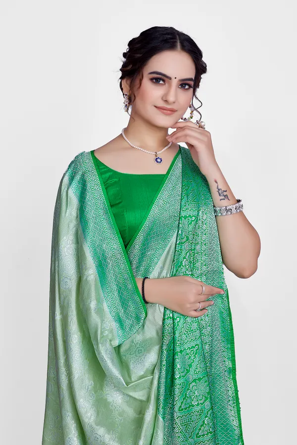 crystal_silk_Green_Saree_For_Women