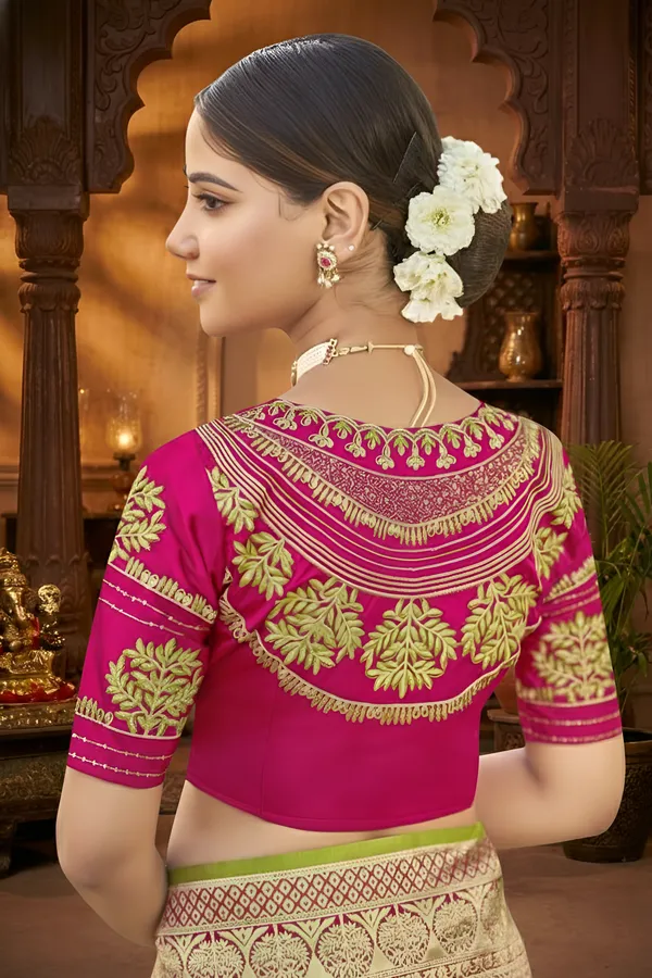 Aagiri_Self_Design,_Woven,_Embellished,_Applique_Banarasi_Jacquard,_Art_Silk_Saree__(Green,_Pink)