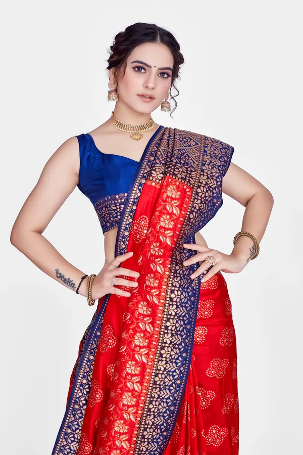 Premium_Dola_silk_saree_with_Gold_tone_zari_work