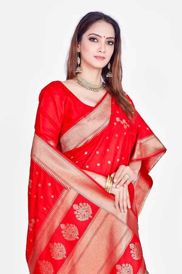 Premium_Zari_work_woven_Banarasi_Saree