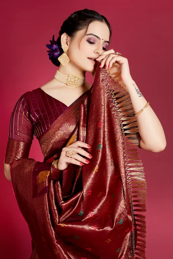 Lightweight_Designer_Organza_Saree_with_Blouse_Piece_|_Perfect_Saree_for_Women
