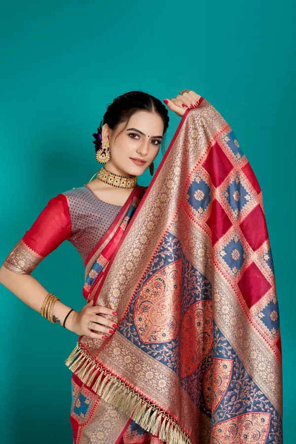 Premium_Organza_Banarasi_Silk_Sarees_new_collection_for_wedding_Occasion_with_Gold_Tone_Zari_work_Beautiful_Saree