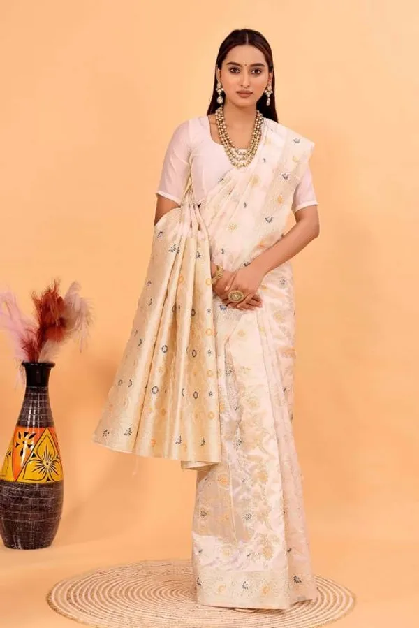 Pure_Dola_Silk_Banarasi_Saree_with_Rose_Motifs,_Zari_Weaving,_and_Piping_Lace_Borders_with_unstitched_Brocade_design_blouse_piece