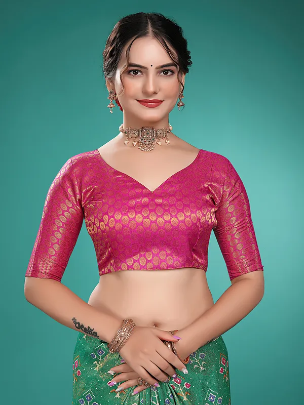 Premium_Nylon_Softy__Banarasi_Silk_Sarees_new_collection_for_wedding_Occasion_with_Gold_Tone_Zari_work_in_a_elegant_RAma_Colour_||_Best_collection_of_Sarees_for_women_at_Lowest_Prices_with_Free_Shipping_||_COD_also_available