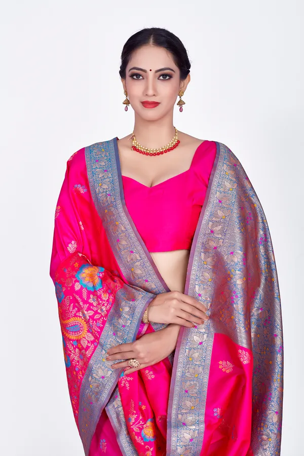 Premium_Banarsi_Silk_saree_,_Unique_design_with_multicolour,_premium_Zari_work