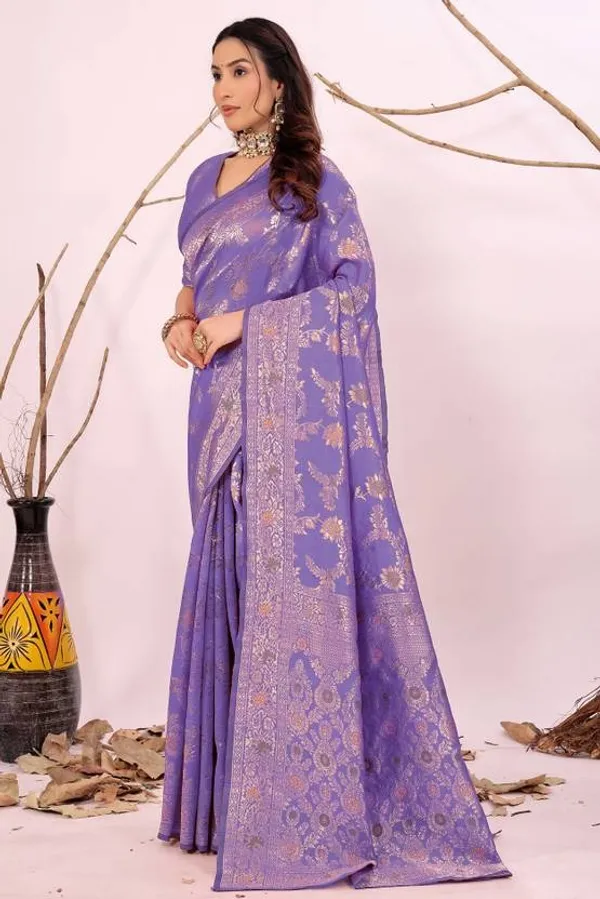 Pure_Dola_Silk_Banarasi_Saree_with_Rose_Motifs,_Zari_Weaving,_and_Piping_Lace_Borders_with_unstitched_Brocade_design_blouse_piece