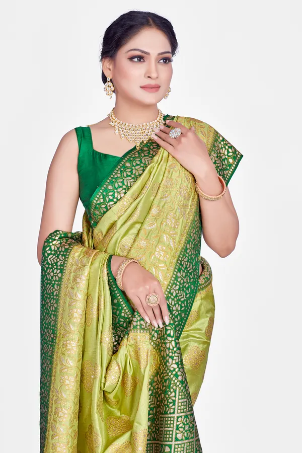 Premium_Dola_silk_saree_with_Gold_tone_zari_work