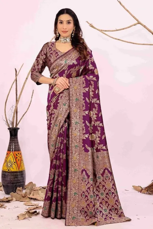 Pure_Dola_Silk_Banarasi_Saree_with_Rose_Motifs,_Zari_Weaving,_and_Piping_Lace_Borders_with_unstitched_Brocade_design_blouse_piece