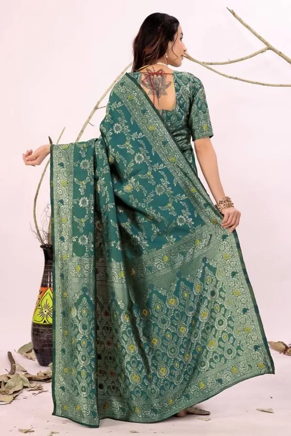 Pure_Dola_Silk_Banarasi_Saree_with_Rose_Motifs,_Zari_Weaving,_and_Piping_Lace_Borders_with_unstitched_Brocade_design_blouse_piece