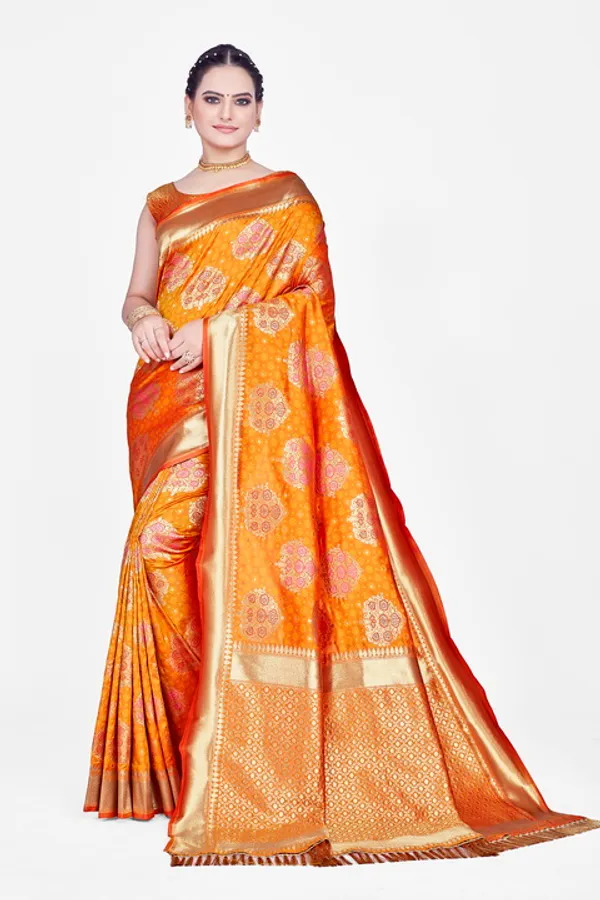 Gold_-Toned_Ethnic_Motifs_Woven_Design_Zari_Kia_Silk_Cotton_Saree