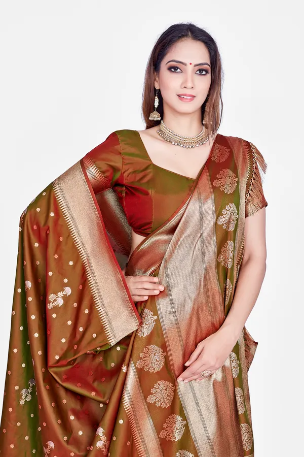 Premium_Zari_work_woven_Banarasi_Saree