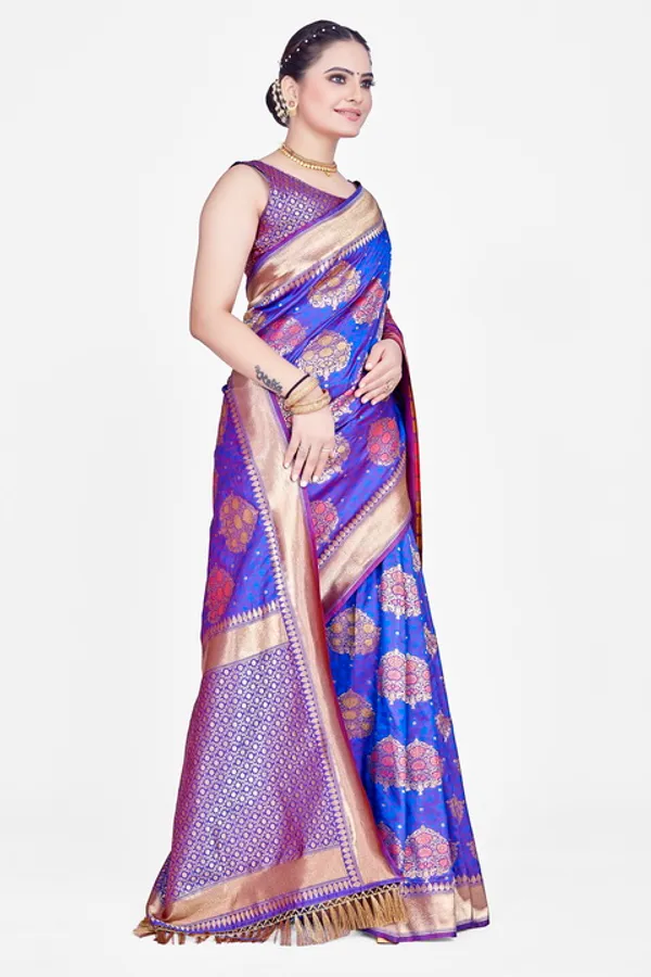 Gold_-Toned_Ethnic_Motifs_Woven_Design_Zari_Kia_Silk_Cotton_Saree
