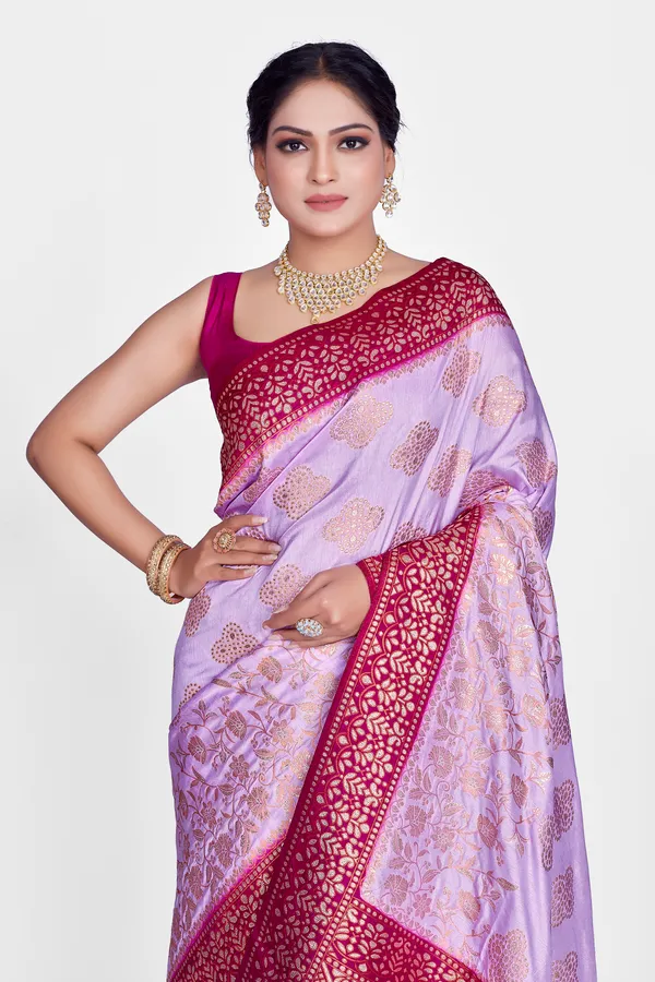 Premium_Dola_silk_saree_with_Gold_tone_zari_work