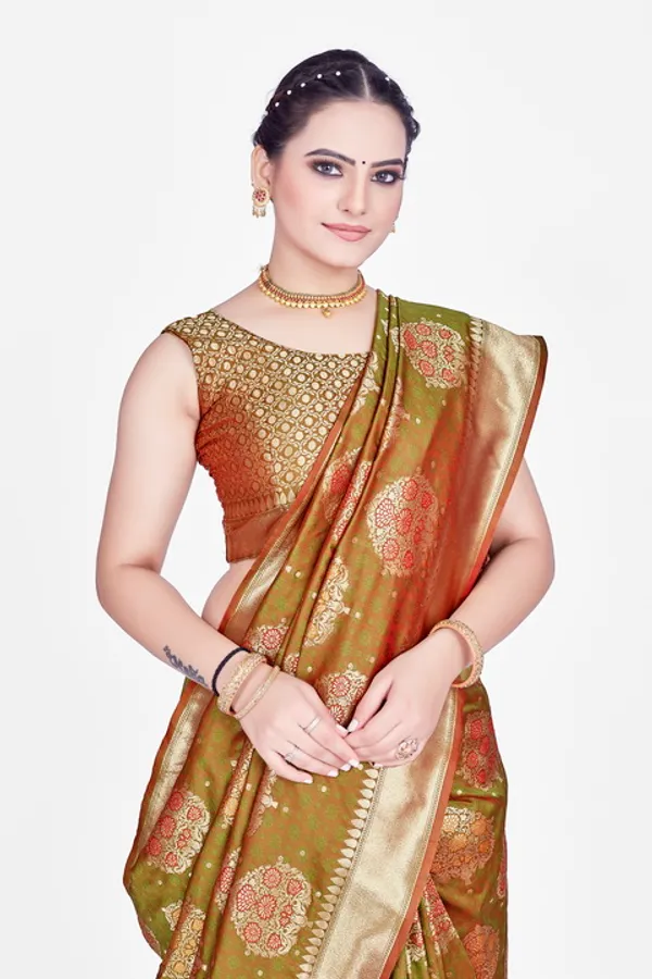 Gold_-Toned_Ethnic_Motifs_Woven_Design_Zari_Kia_Silk_Cotton_Saree