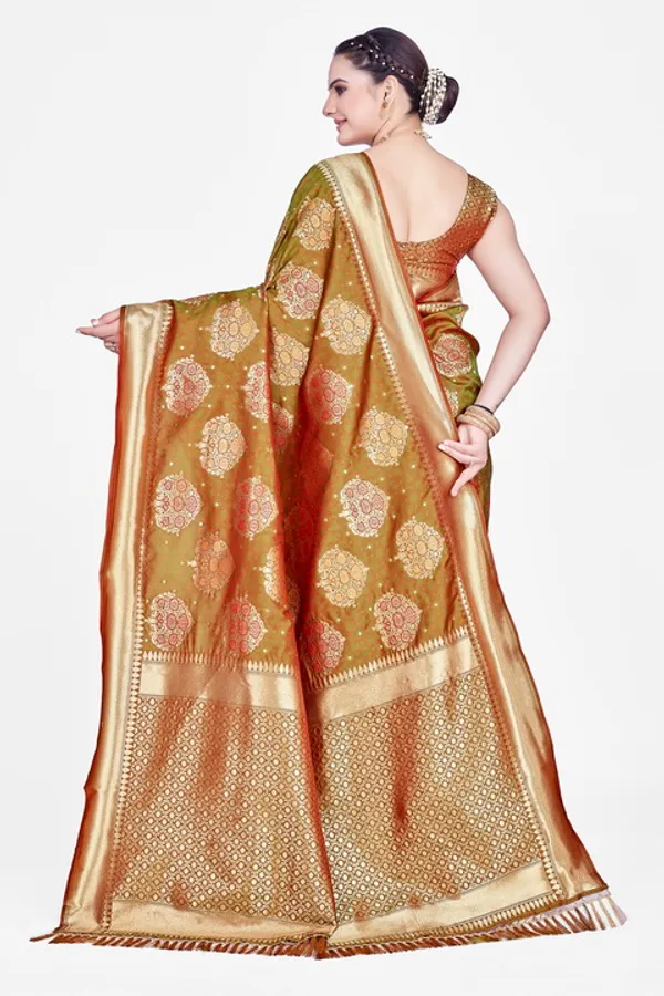 Gold_-Toned_Ethnic_Motifs_Woven_Design_Zari_Kia_Silk_Cotton_Saree