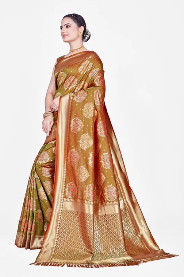 Gold_-Toned_Ethnic_Motifs_Woven_Design_Zari_Kia_Silk_Cotton_Saree
