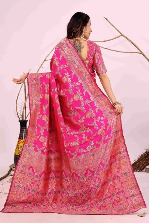 Pure_Dola_Silk_Banarasi_Saree_with_Rose_Motifs,_Zari_Weaving,_and_Piping_Lace_Borders_with_unstitched_Brocade_design_blouse_piece