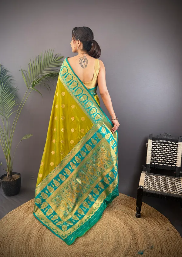 Pista_Green_Banarasi_Silk_Saree_With_Unstitched_Blouse_Piece_|_For_Women