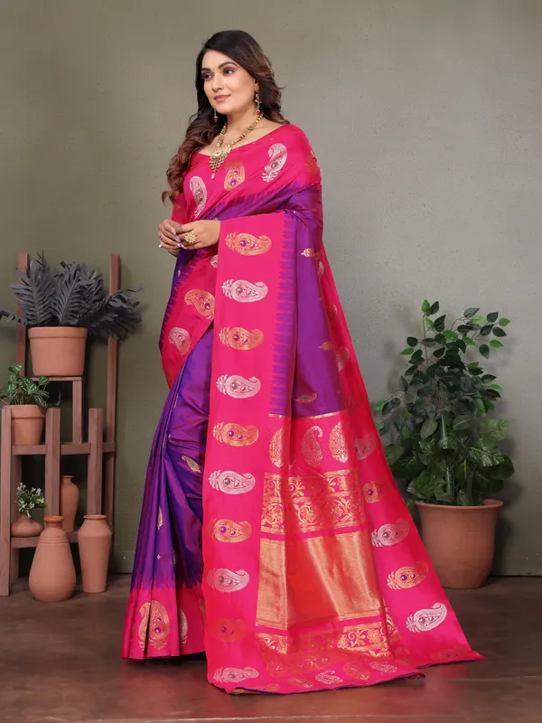 Magenta_Gajari_Banarasi_Silk_Saree_With_Unstitched_Blouse_Piece_|_For_Women