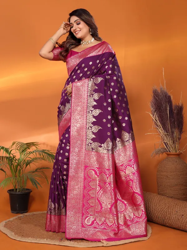 Magenta_Banarasi_Silk_Saree_With_Unstitched_Blouse_Piece_|_For_Women