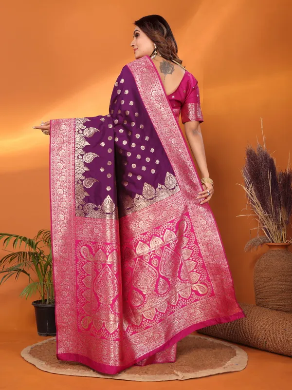 Magenta_Banarasi_Silk_Saree_With_Unstitched_Blouse_Piece_|_For_Women