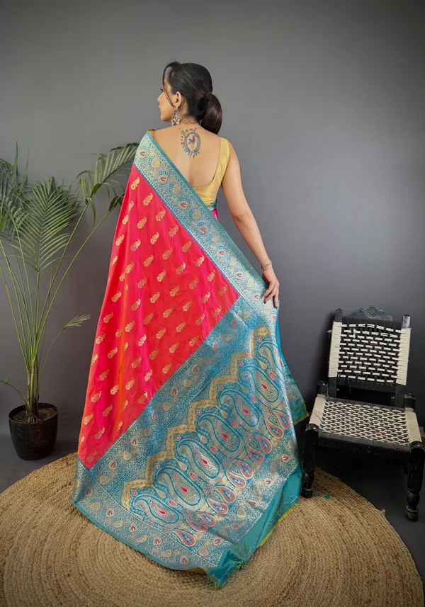 Gajari_Banarasi_Silk_Saree_With_Unstitched_Blouse_Piece_|_For_Women