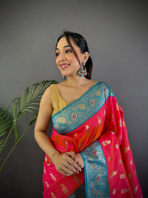 Gajari_Banarasi_Silk_Saree_With_Unstitched_Blouse_Piece_|_For_Women