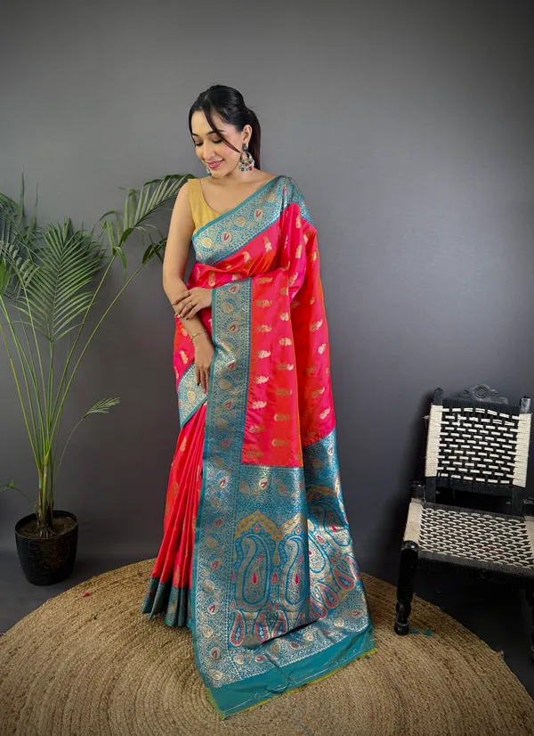 Gajari_Banarasi_Silk_Saree_With_Unstitched_Blouse_Piece_|_For_Women