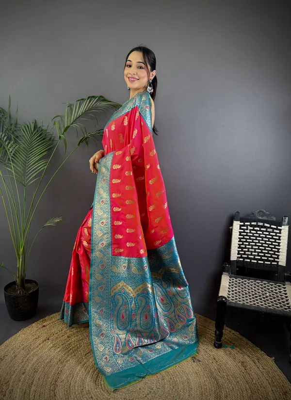 Gajari_Banarasi_Silk_Saree_With_Unstitched_Blouse_Piece_|_For_Women