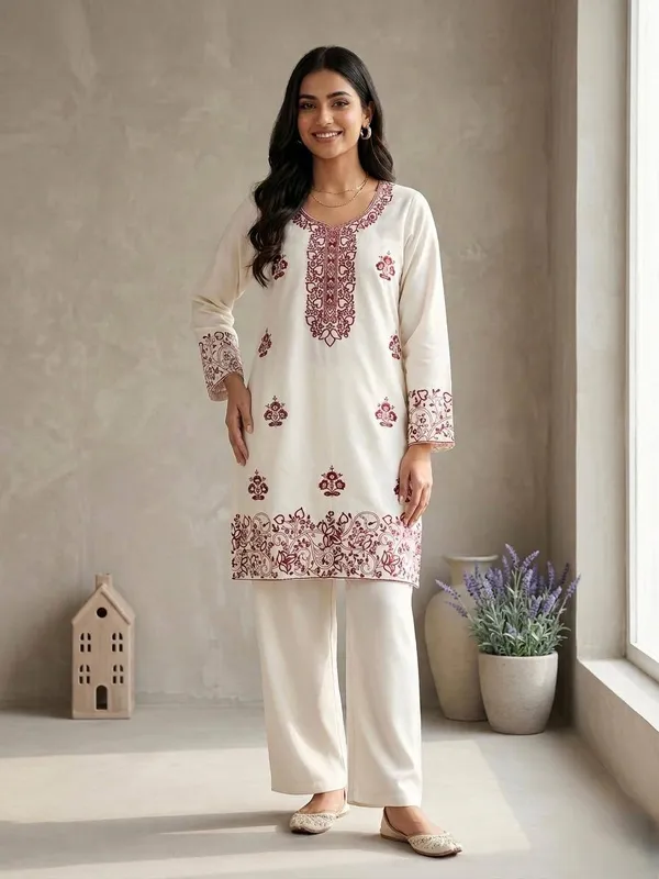 OFF_WHITE_EMBROIEDRY_WORK_CO-ORD_SET