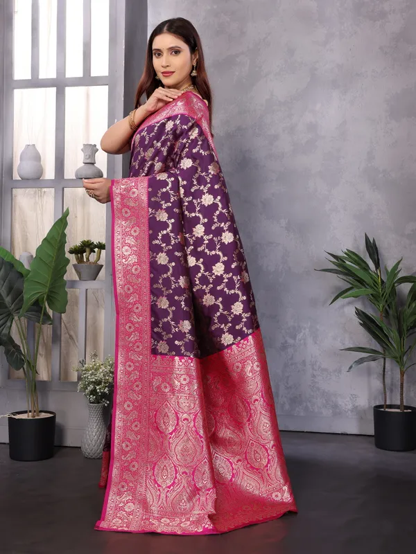 Magenta_Banarasi_Silk_Saree_With_Unstitched_Blouse_Piece_|_For_Women