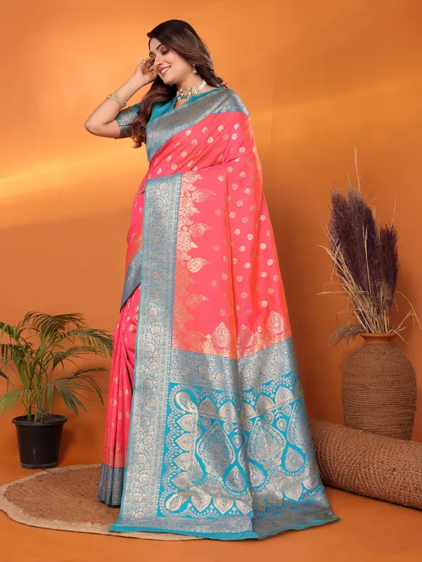 Peach_Banarasi_Silk_Saree_With_Unstitched_Blouse_Piece_|_For_Women