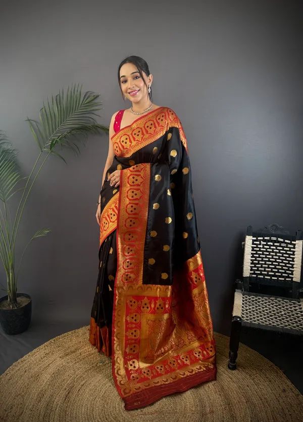 Black_Banarasi_Silk_Saree_With_Unstitched_Blouse_Piece_|_For_Women