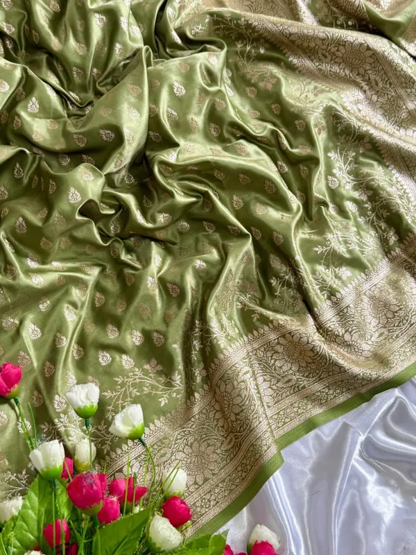 Satin_Mushroo_Katan_Banarasi_Silk_Saree