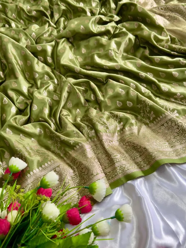 Satin_Mushroo_Katan_Banarasi_Silk_Saree