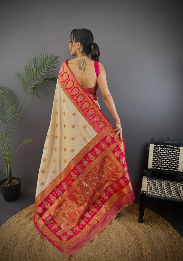 Cream_Banarasi_Silk_Saree_With_Unstitched_Blouse_Piece_|_For_Women
